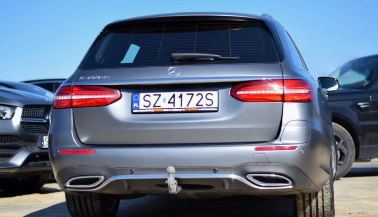 Mercedes-Benz Klasa E cena 141991 przebieg: 170000, rok produkcji 2020 z Sobótka małe 781